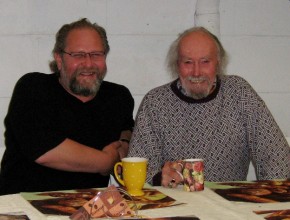 V.l. Alexander Wolfrum mit Colin Wilkie 2009 auf der alten Ziegelei in Bayreuth